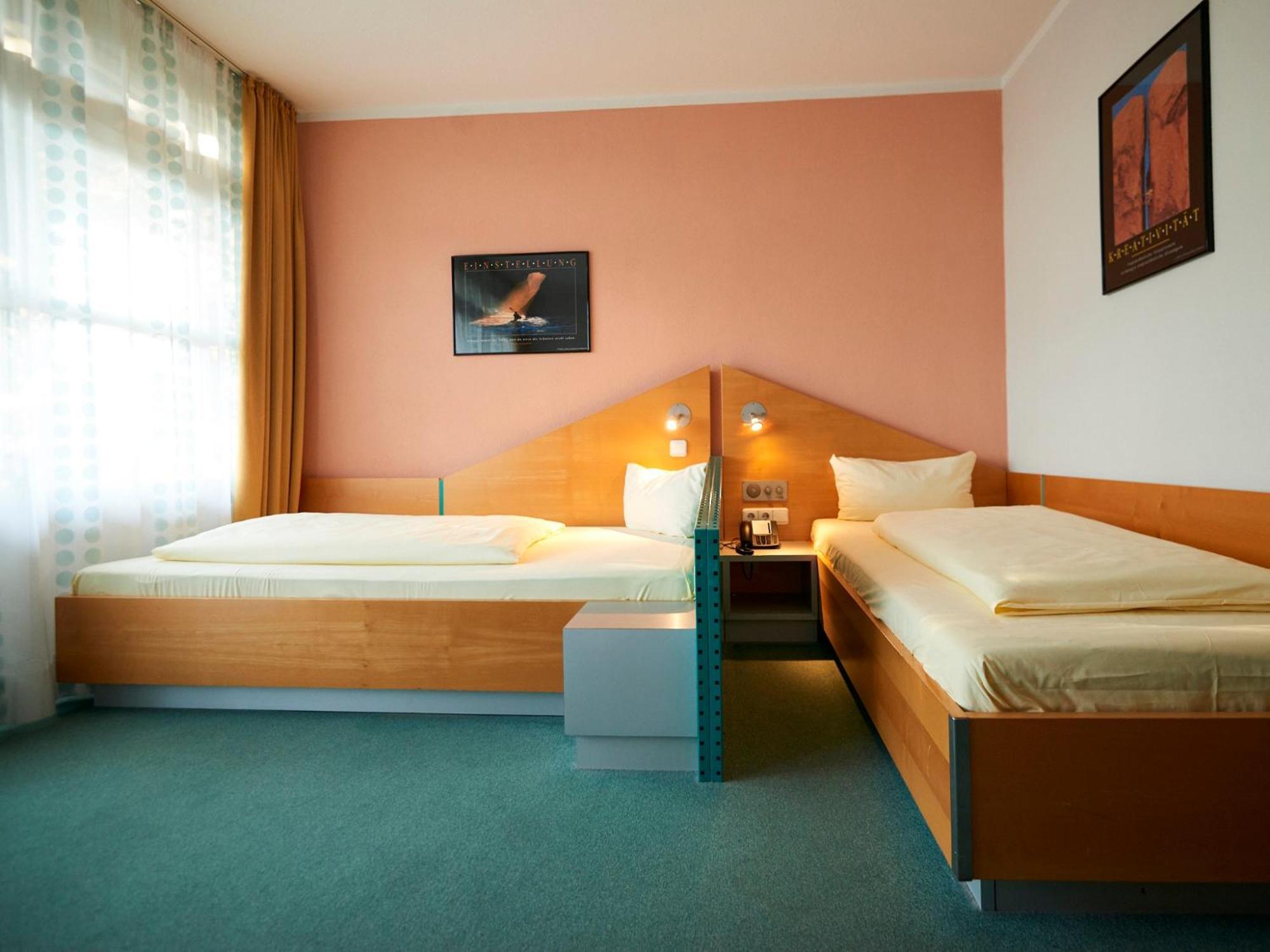 Sportschule Oberhaching Hotel Luaran gambar