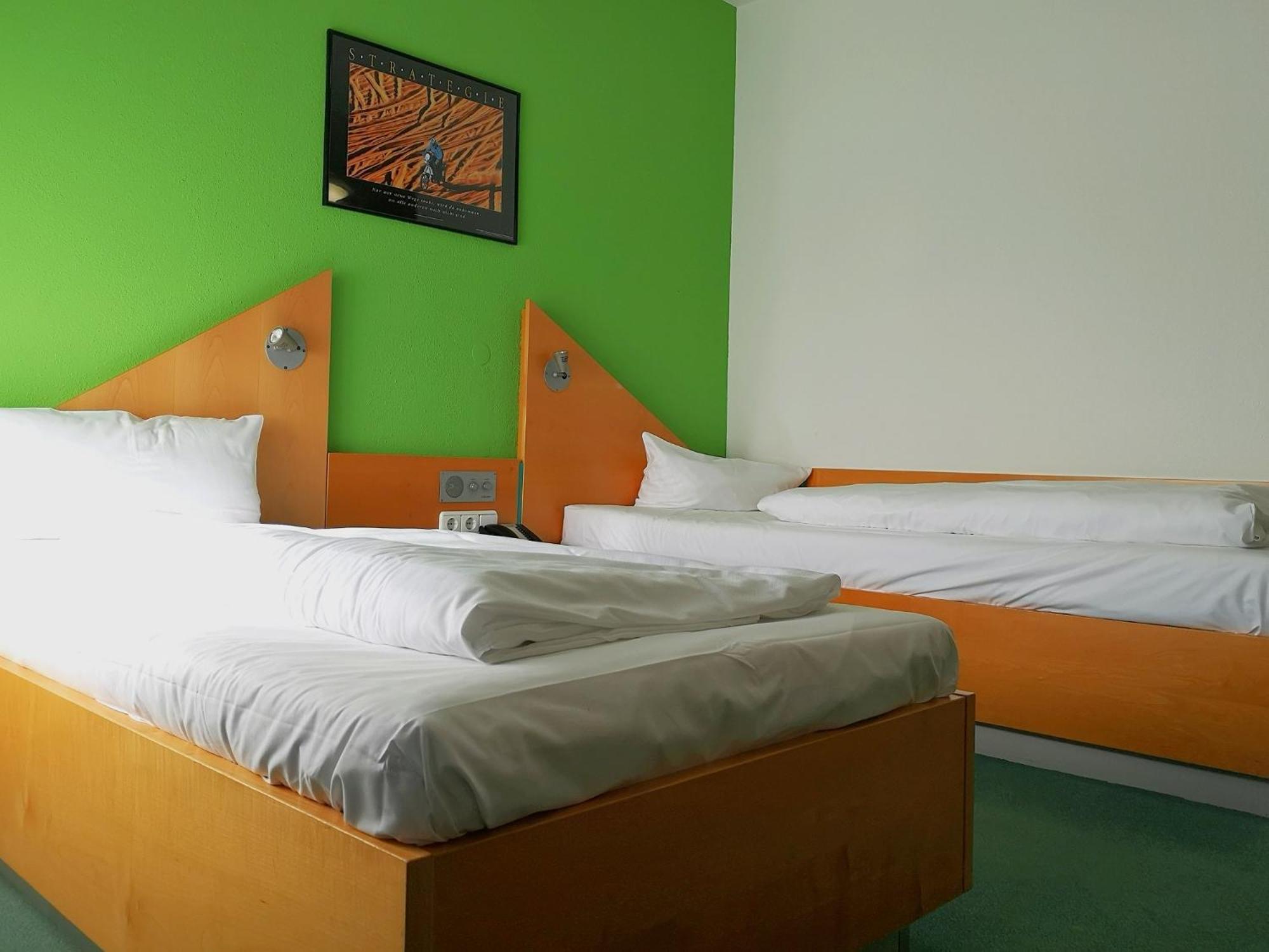 Sportschule Oberhaching Hotel Luaran gambar