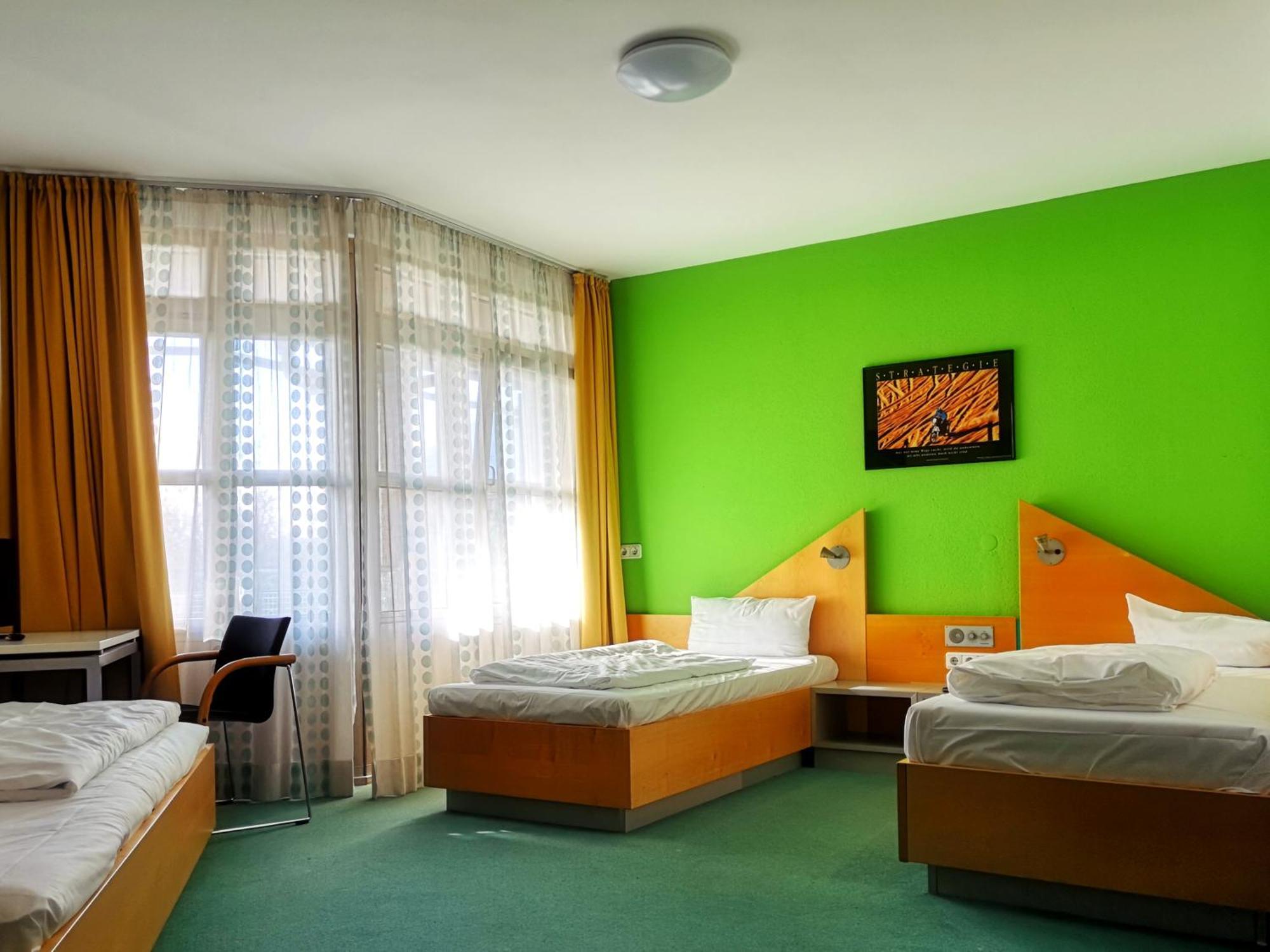 Sportschule Oberhaching Hotel Luaran gambar