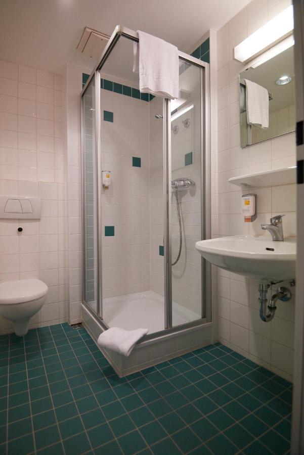 Sportschule Oberhaching Hotel Luaran gambar